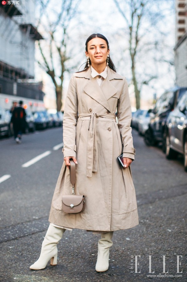 气质女孩的标志:高级感素色穿搭!
