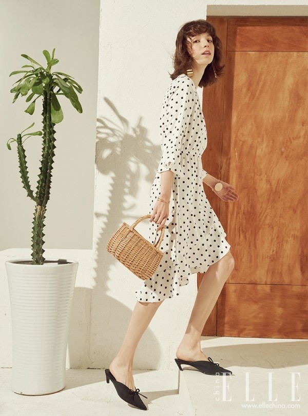 藏肉遮肚还显瘦,就靠一条春装连衣裙