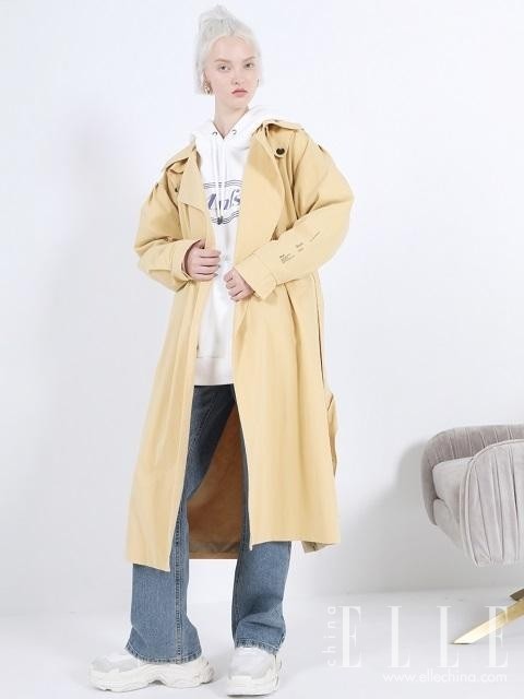 风衣+连帽衫,又帅又有活力的开春造型