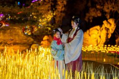 年味在罗庄|临沂宝泉胜境旅游区举办“汉服女孩观花灯”摄影活动