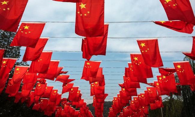 相比欧美,中国是在倒立着行走 相比欧美,中国是在倒立着行走